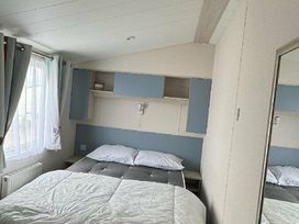 Whitehouse Leisure Park - Holiday Accommodation 15842 - North Wales - 1185844 - thumbnail photo 13