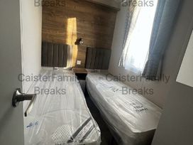 Caister Holiday Park - Holiday Accommodation 15848 - Norfolk - 1185845 - thumbnail photo 8