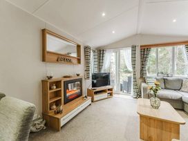 Kelling Heath Holiday Park - Holiday Accommodation 15856 - Norfolk - 1185847 - thumbnail photo 3