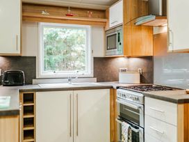 Kelling Heath Holiday Park - Holiday Accommodation 15856 - Norfolk - 1185847 - thumbnail photo 7