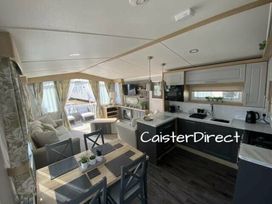 Caister Holiday Park - Holiday Accommodation 15858 - Norfolk - 1185848 - thumbnail photo 1