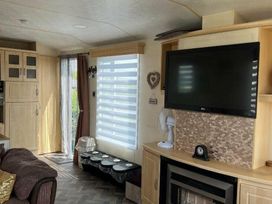 Cambrian Coast Holiday Park - Holiday Accommodation 15886 - Mid Wales - 1185855 - thumbnail photo 19