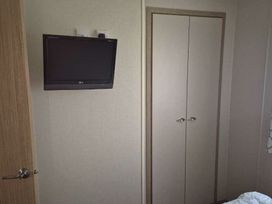 Beverley Bay Holiday Park - Holiday Accommodation 15896 - Devon - 1185858 - thumbnail photo 12