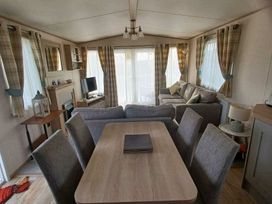 Pendine Sands - Holiday Accommodation 15898 - South Wales - 1185859 - thumbnail photo 8