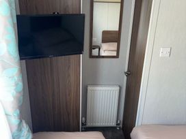 Marton Mere Holiday Village - Holiday Accommodation 15909 - Lake District - 1185863 - thumbnail photo 11