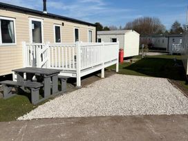 Marton Mere Holiday Village - Holiday Accommodation 15909 - Lake District - 1185863 - thumbnail photo 18