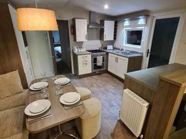 Rockley Park - Holiday Accommodation 15916 - Dorset - 1185865 - thumbnail photo 5
