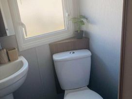 Penally Court - Holiday Accommodation 15943 - South Wales - 1185871 - thumbnail photo 5