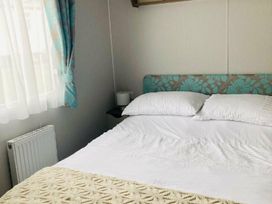 Penally Court - Holiday Accommodation 15943 - South Wales - 1185871 - thumbnail photo 9