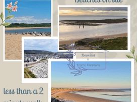 Trecco Bay - Holiday Accommodation 15950 - Somerset & Wiltshire - 1185872 - thumbnail photo 14