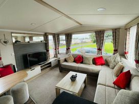 Unity Holiday Resort - Holiday Accommodation 15970 - Somerset & Wiltshire - 1185877 - thumbnail photo 2