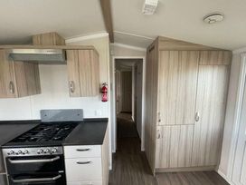 Unity Holiday Resort - Holiday Accommodation 15970 - Somerset & Wiltshire - 1185877 - thumbnail photo 6
