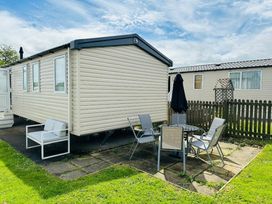Unity Holiday Resort - Holiday Accommodation 15970 - Somerset & Wiltshire - 1185877 - thumbnail photo 12