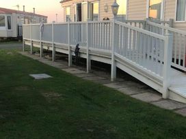 Waterside Leisure Park - Holiday Accommodation 15982 - Lincolnshire - 1185882 - thumbnail photo 1