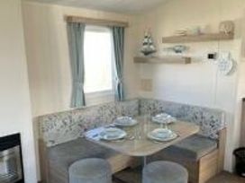 Blue Dolphin Holiday Park - Holiday Accommodation 15986 - North Yorkshire (incl. Whitby) - 1185883 - thumbnail photo 4