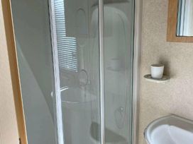 Silver Beach Caravan Park - Holiday Accommodation 15994 - Lincolnshire - 1185884 - thumbnail photo 12