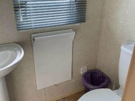 Silver Beach Caravan Park - Holiday Accommodation 15994 - Lincolnshire - 1185884 - thumbnail photo 14