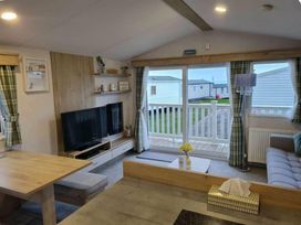 Reighton Sands Holiday Park - Holiday Accommodation 16006 - North Yorkshire (incl. Whitby) - 1185886 - thumbnail photo 1