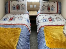 Tattershall Lakes Country Park - Holiday Accommodation 16007 - Lincolnshire - 1185887 - thumbnail photo 6