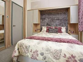 Hoburne Bashley - Holiday Accommodation 16013 - Hampshire - 1185888 - thumbnail photo 8