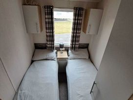 Hafan y Mor Haven - Holiday Accommodation 16015 - North Wales - 1185889 - thumbnail photo 4