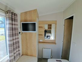 Hafan y Mor Haven - Holiday Accommodation 16015 - North Wales - 1185889 - thumbnail photo 18
