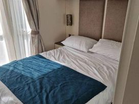 Golden Sands Holiday Park - Holiday Accommodation 16025 - Devon - 1185893 - thumbnail photo 4