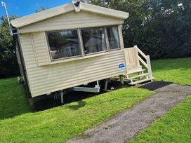 Primrose Valley Holiday Park - Holiday Accommodation 16032 - North Yorkshire (incl. Whitby) - 1185895 - thumbnail photo 2