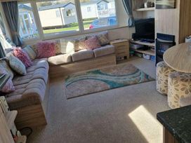 Primrose Valley Holiday Park - Holiday Accommodation 16032 - North Yorkshire (incl. Whitby) - 1185895 - thumbnail photo 3