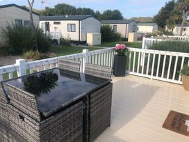 Presthaven Beach Resort - Holiday Accommodation 16036 - North Wales - 1185896 - thumbnail photo 3