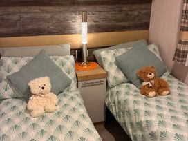 Presthaven Beach Resort - Holiday Accommodation 16036 - North Wales - 1185896 - thumbnail photo 12