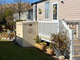 Presthaven Beach Resort - Holiday Accommodation 16036 - North Wales - 1185896 - thumbnail photo 15