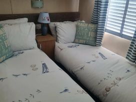 Reighton Sands Holiday Park - Holiday Accommodation 16050 - North Yorkshire (incl. Whitby) - 1185900 - thumbnail photo 6