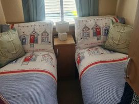 Reighton Sands Holiday Park - Holiday Accommodation 16050 - North Yorkshire (incl. Whitby) - 1185900 - thumbnail photo 8