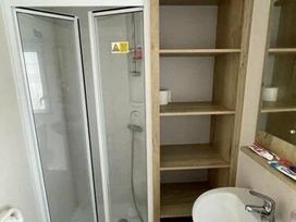Golden Sands - Holiday Accommodation 16065 - Lincolnshire - 1185903 - thumbnail photo 3