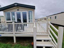 Golden Palm Resort - Holiday Accommodation 16069 - Lincolnshire - 1185905 - thumbnail photo 14
