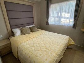 Hopton Holiday Village - Holiday Accommodation 16076 - Suffolk & Essex - 1185908 - thumbnail photo 7