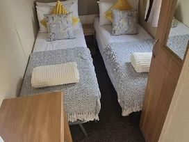 Regent Bay Holiday Park - Holiday Accommodation 16080 - Lake District - 1185911 - thumbnail photo 5