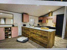 Barmouth Bay Holiday Village - Holiday Accommodation 16089 - Mid Wales - 1185913 - thumbnail photo 6