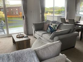 Barmouth Bay Holiday Village - Holiday Accommodation 16089 - Mid Wales - 1185913 - thumbnail photo 14