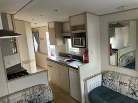 Greenacres Holiday Park - Holiday Accommodation 16092 - North Wales - 1185914 - thumbnail photo 7
