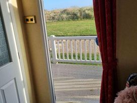 Caister Holiday Park - Holiday Accommodation 16117 - Norfolk - 1185918 - thumbnail photo 7