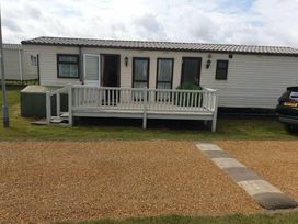 Caister Holiday Park - Holiday Accommodation 16117 - Norfolk - 1185918 - thumbnail photo 16