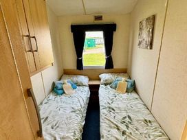 Thornwick Bay Holiday Village - Holiday Accommodation 16127 - North Yorkshire (incl. Whitby) - 1185923 - thumbnail photo 7