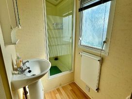 Thornwick Bay Holiday Village - Holiday Accommodation 16127 - North Yorkshire (incl. Whitby) - 1185923 - thumbnail photo 8