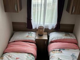 Butlins Skegness - Holiday Accommodation 16135 - Lincolnshire - 1185925 - thumbnail photo 13