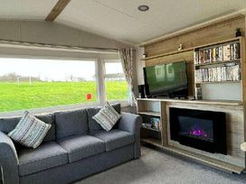 Grondre Holiday Park - Holiday Accommodation 16143 - South Wales - 1185927 - thumbnail photo 2
