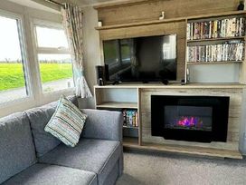 Grondre Holiday Park - Holiday Accommodation 16143 - South Wales - 1185927 - thumbnail photo 6