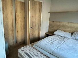 Grondre Holiday Park - Holiday Accommodation 16143 - South Wales - 1185927 - thumbnail photo 13