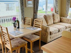 Perran Sands - Holiday Accommodation 16161 - Cornwall - 1185930 - thumbnail photo 4
